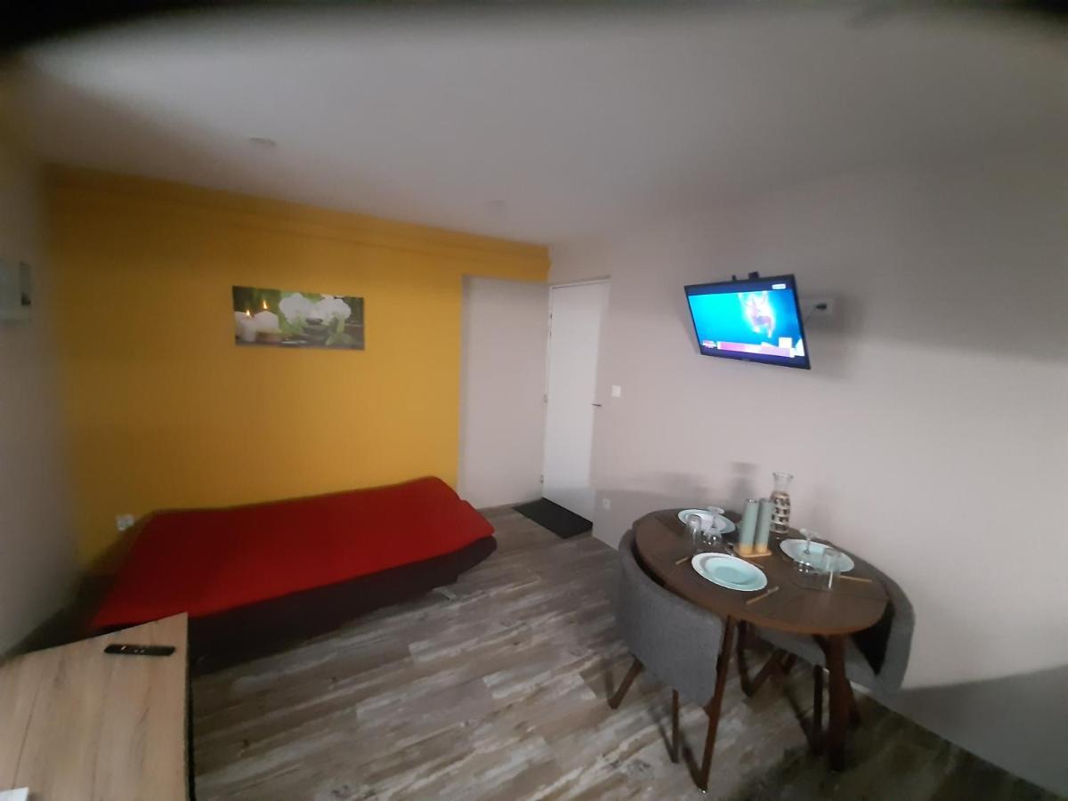 3 Apt T2 Cosy De 40 A 50 M2 Ideal Pour Un Deplacement Pro " Les Iris " Bourg-Saint-Andéol Εξωτερικό φωτογραφία